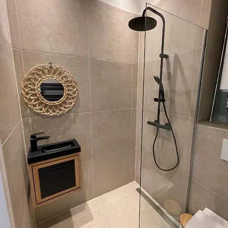 Lec2-3 Pieces Renove - Centre Apartment *
